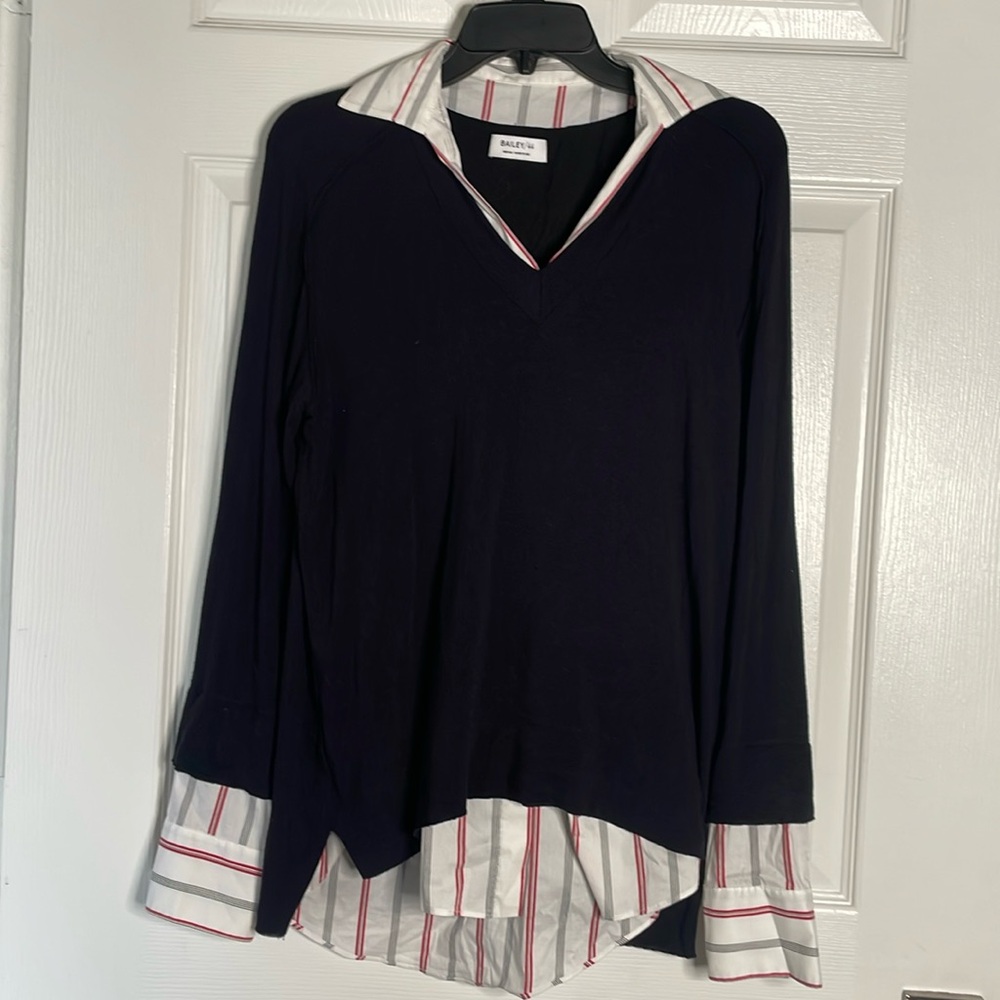 Bailey 44 v neck collared sweater